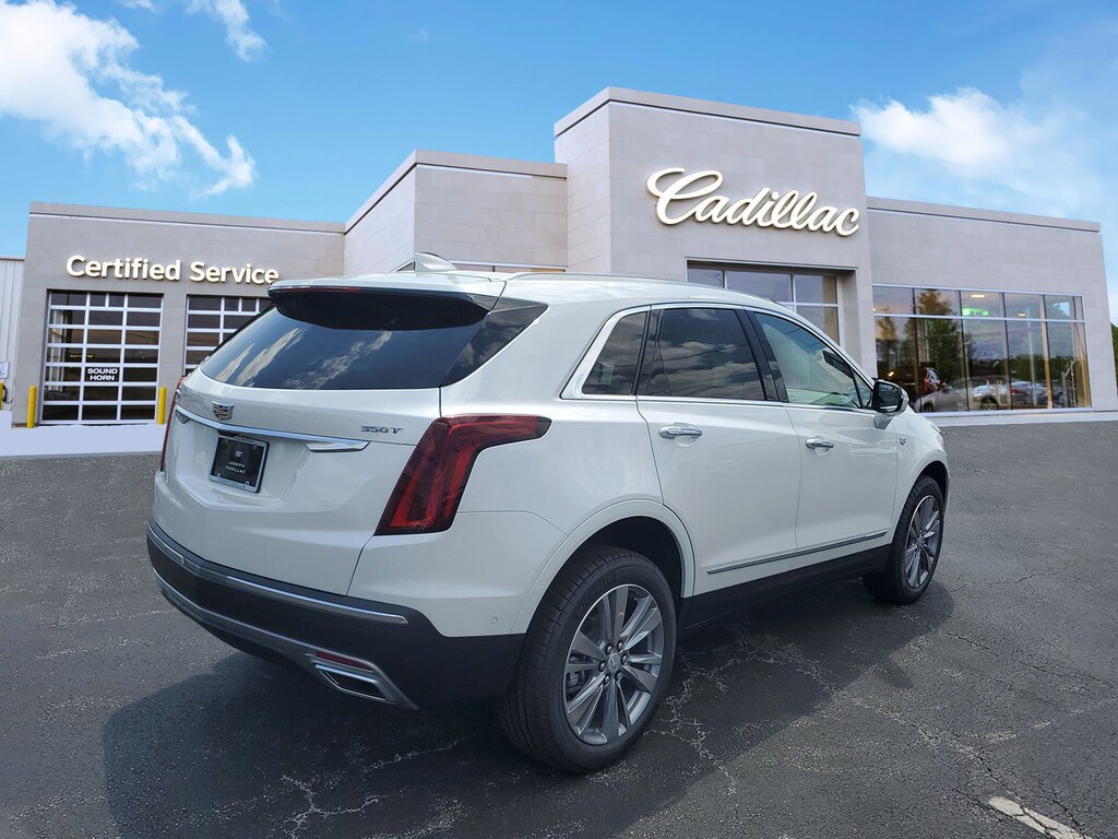New 2026 CADILLAC XT5 Premium Luxury SUV