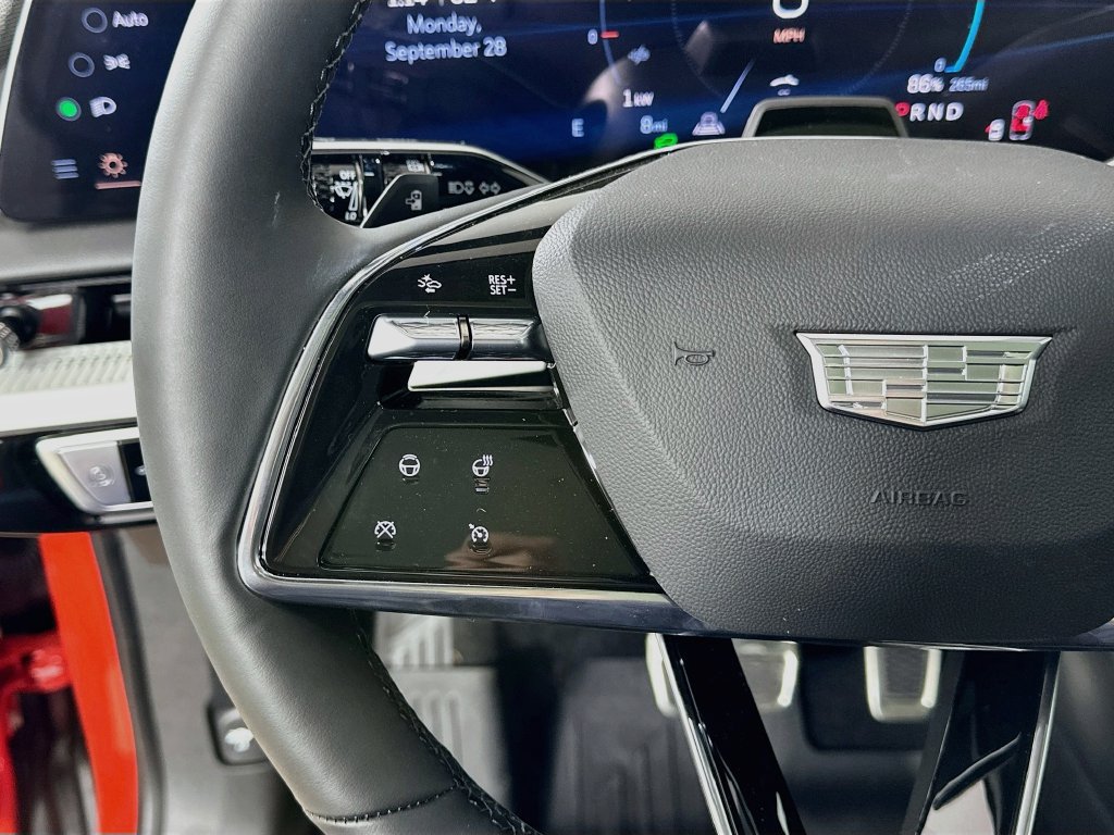 2027 Cadillac OPTIQ Premium Sport - Photo 11