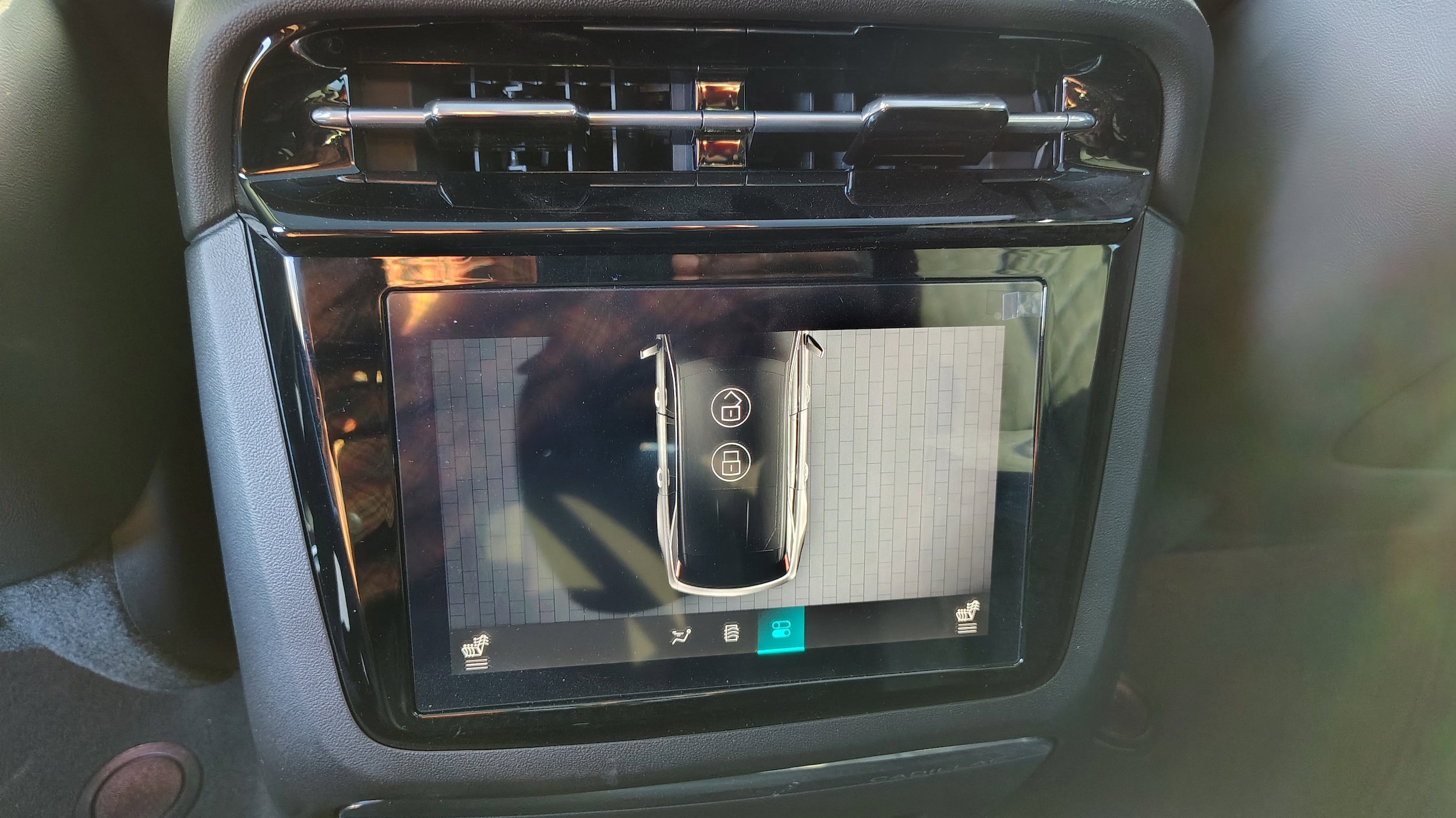 2025 Cadillac Escalade IQ Luxury 1 - Photo 35