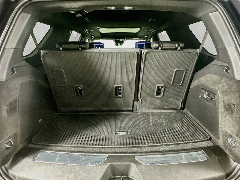 2026 Cadillac Escalade Sport - Photo 35