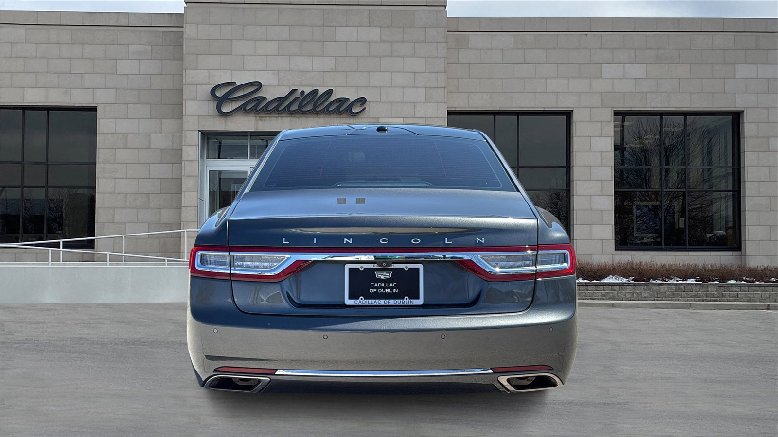 2017 Lincoln Continental Select photo 5