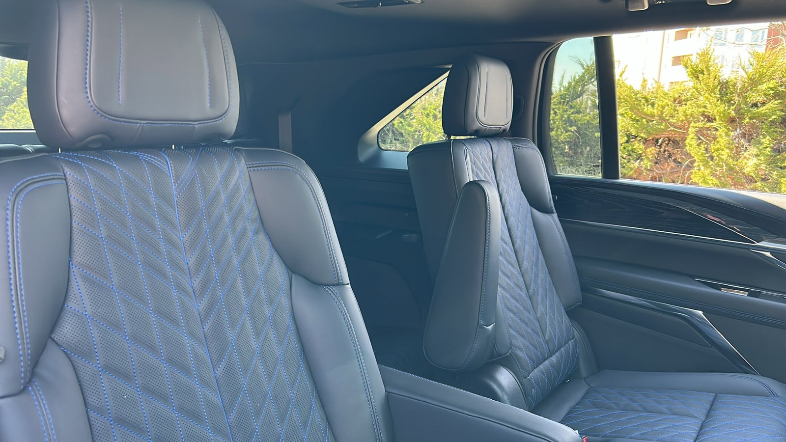 2025 Cadillac Escalade IQ Sport 1 - Photo 12