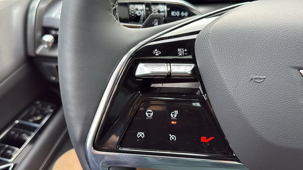 2026 Cadillac VISTIQ Luxury - Photo 15
