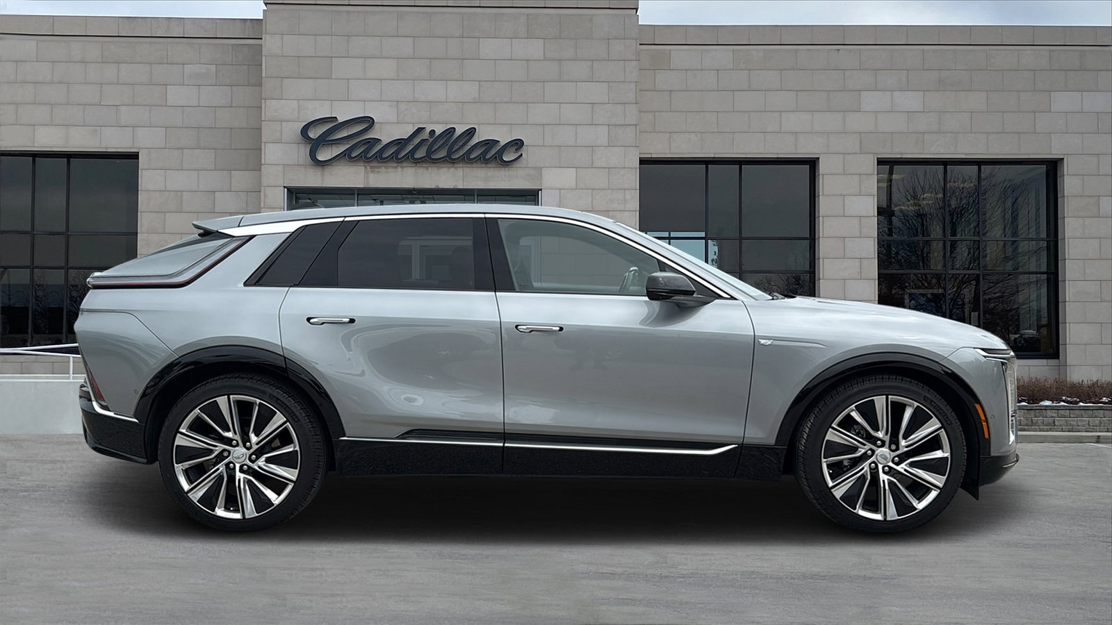 Certified 2025 Cadillac LYRIQ Luxury 3 with VIN 1GYKPTRL9SZ305220 for sale in Dublin, OH