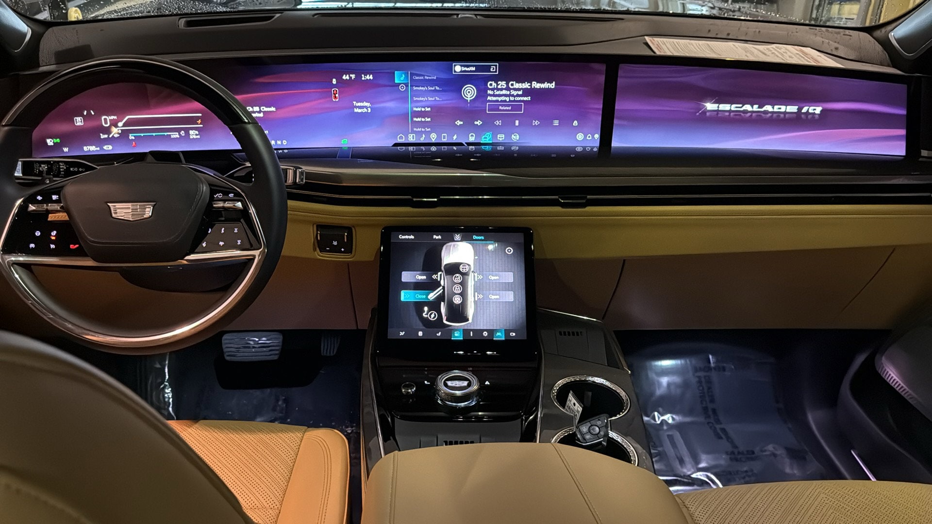 2026 CADILLAC Escalade IQ Premium Sport photo 3