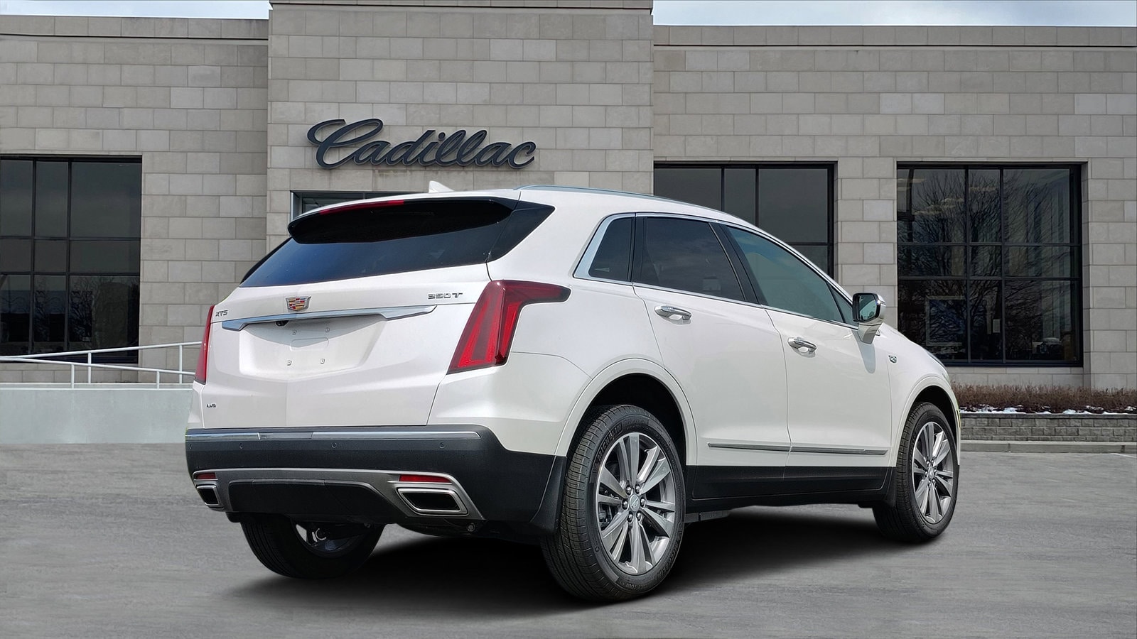 2025 Cadillac XT5 Premium Luxury - Photo 3