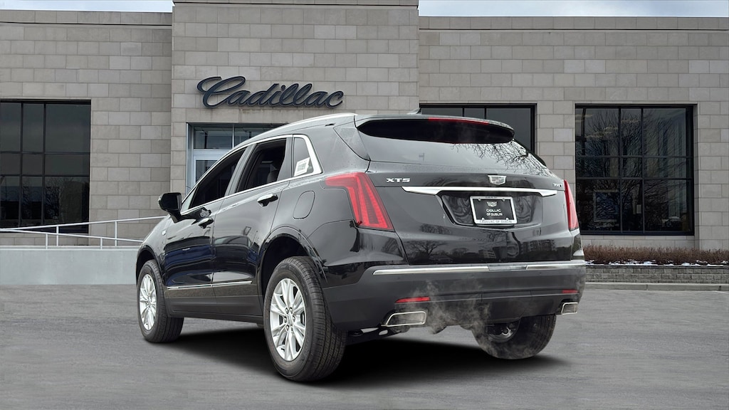 New 2025 CADILLAC XT5 Luxury SUV