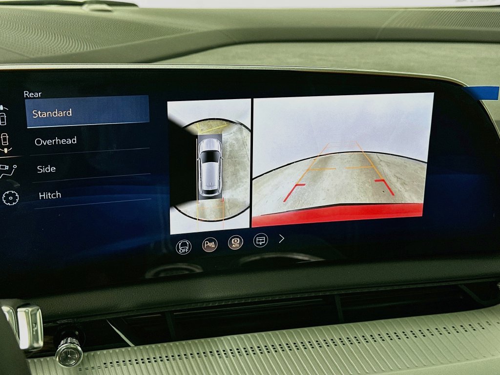 2027 Cadillac OPTIQ Premium Sport - Photo 16