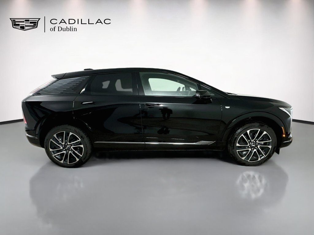 New 2027 CADILLAC OPTIQ Sport SUV