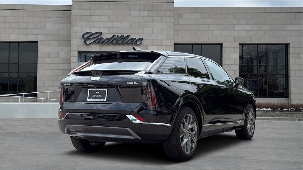 Used 2025 CADILLAC OPTIQ Luxury 2 SUV