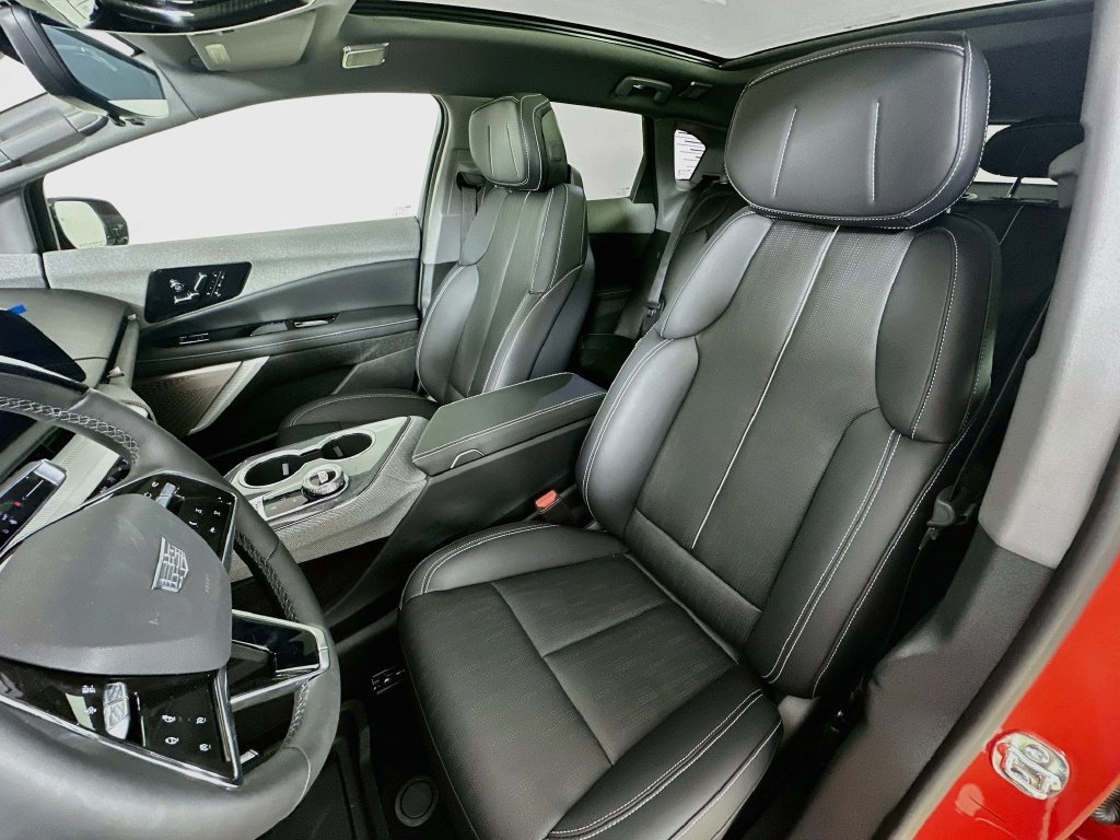 2027 Cadillac OPTIQ Premium Sport - Photo 25
