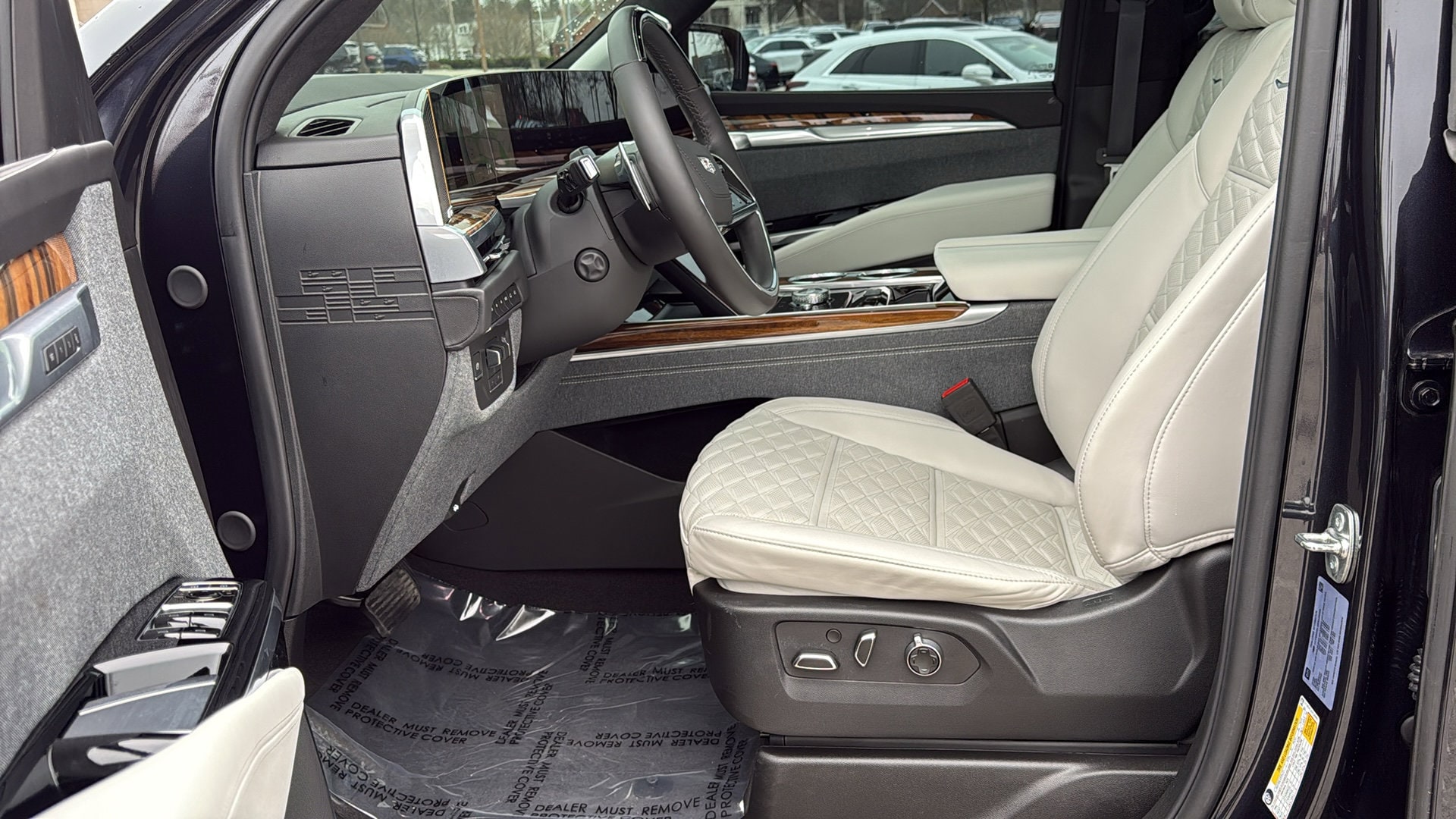 2025 CADILLAC Escalade Premium Luxury Platinum photo 3