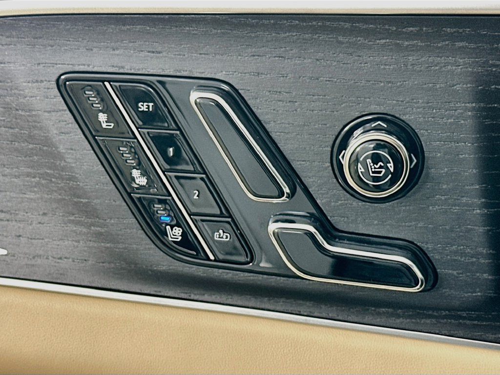 2026 Cadillac LYRIQ Signature Luxury - Photo 25
