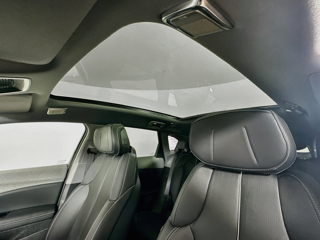 2027 Cadillac OPTIQ Premium Sport - Photo 26