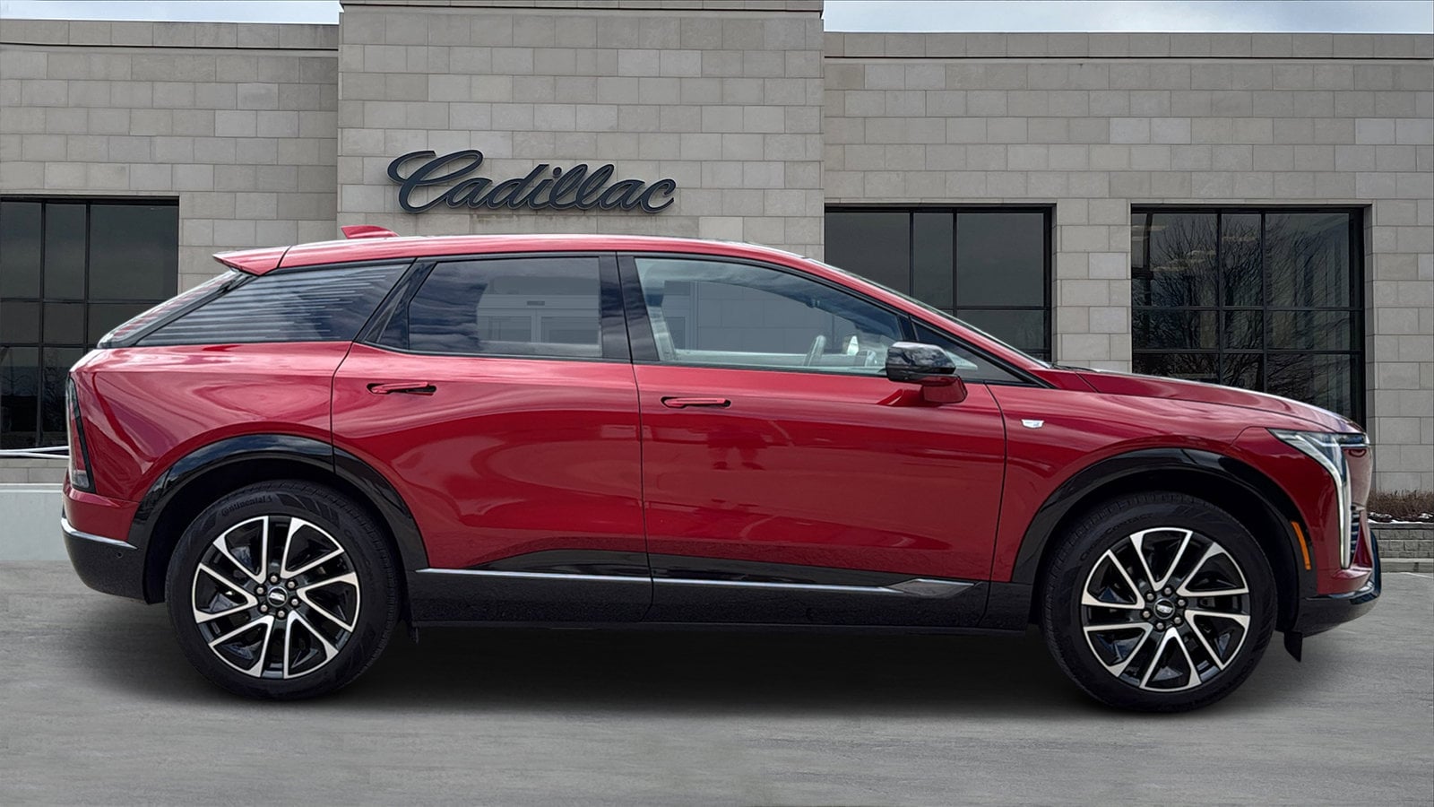 Used 2025 Cadillac OPTIQ Sport 2 with VIN 3GYK3GMR8SS142801 for sale in Dublin, OH