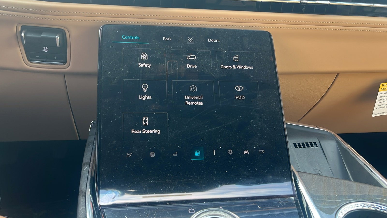 2025 Cadillac Escalade IQ Luxury 2 - Photo 23