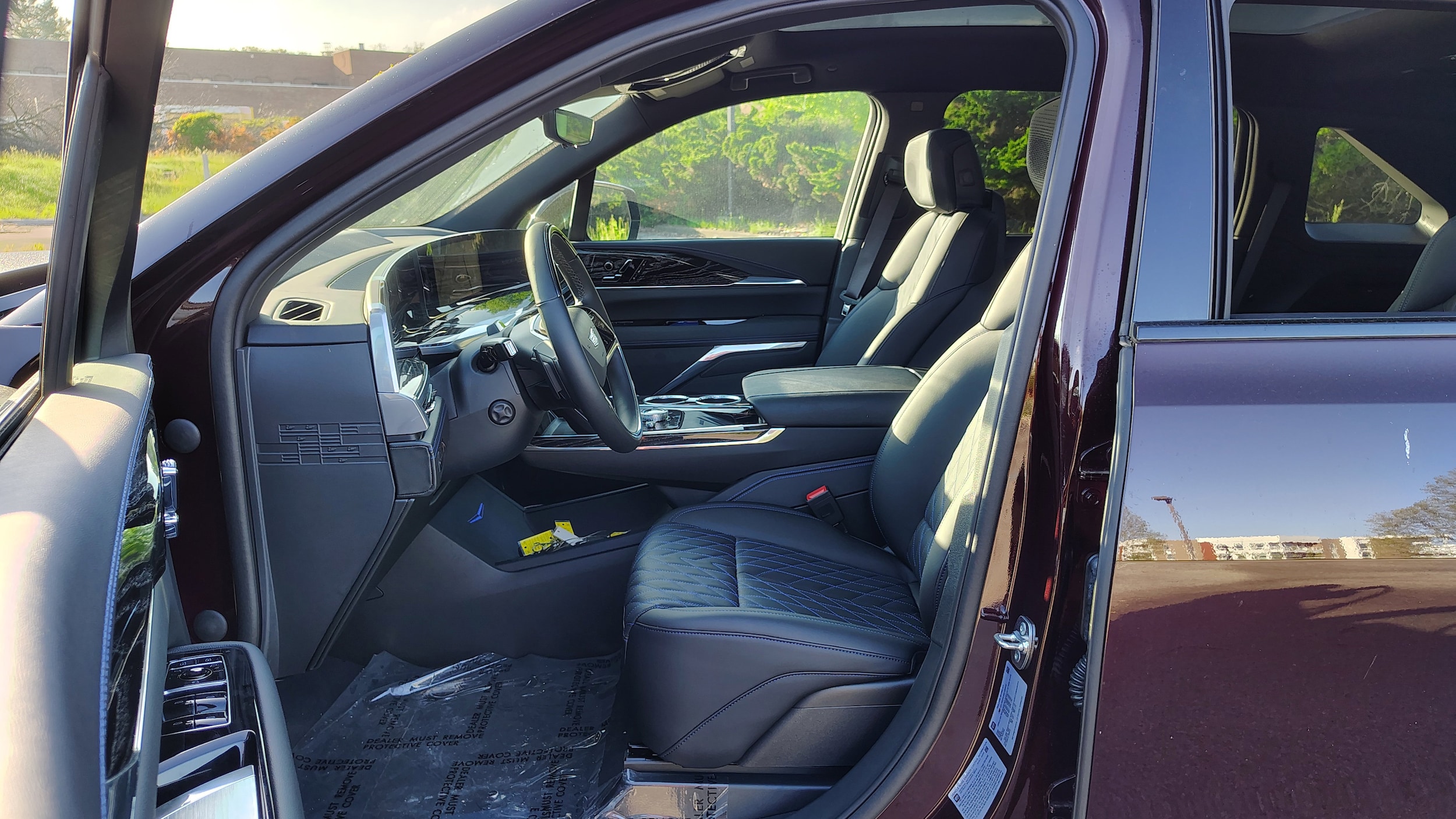 2025 Cadillac Escalade IQ Luxury 1 - Photo 9