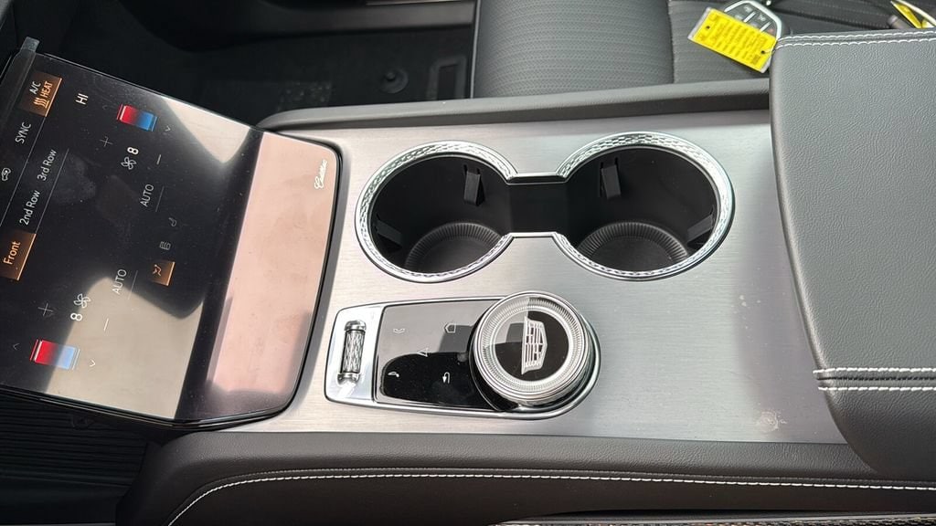2026 Cadillac VISTIQ Luxury - Photo 21