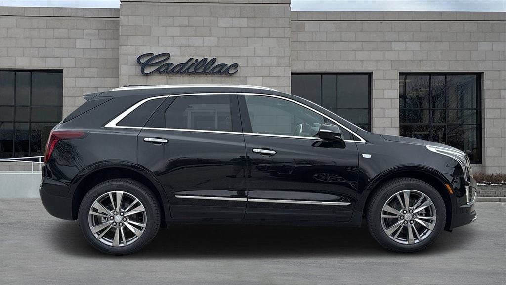 New 2026 CADILLAC XT5 Premium Luxury SUV