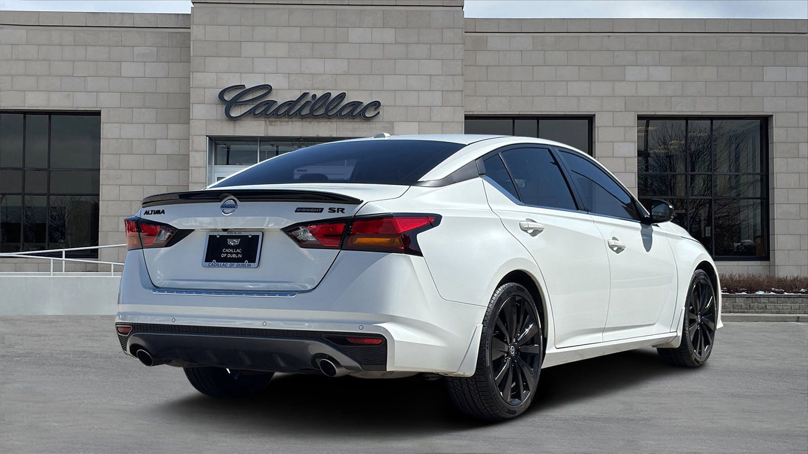 2022 Nissan Altima 2.5 SR photo 2