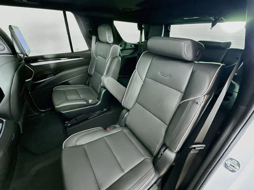 2026 Cadillac Escalade Sport - Photo 32