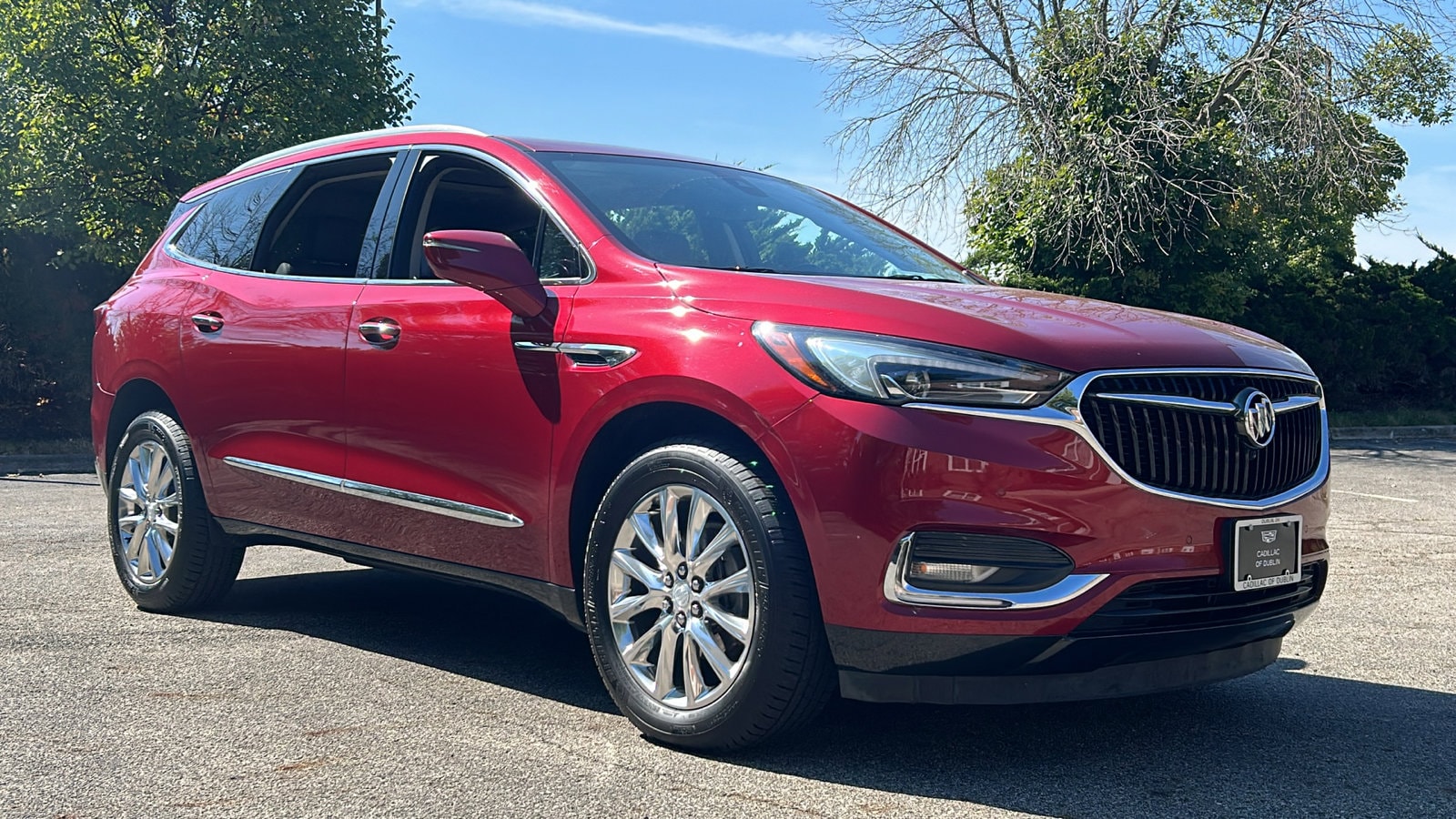 Used 2019 Buick Enclave Premium with VIN 5GAERCKW3KJ124292 for sale in Dublin, OH