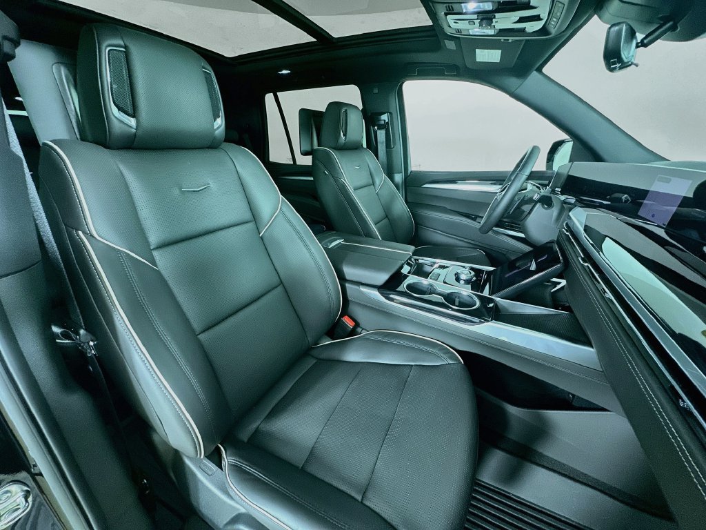 2026 Cadillac Escalade Sport - Photo 38