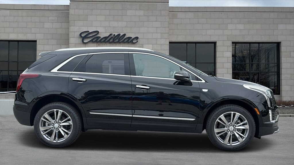 New 2026 CADILLAC XT5 Premium Luxury SUV