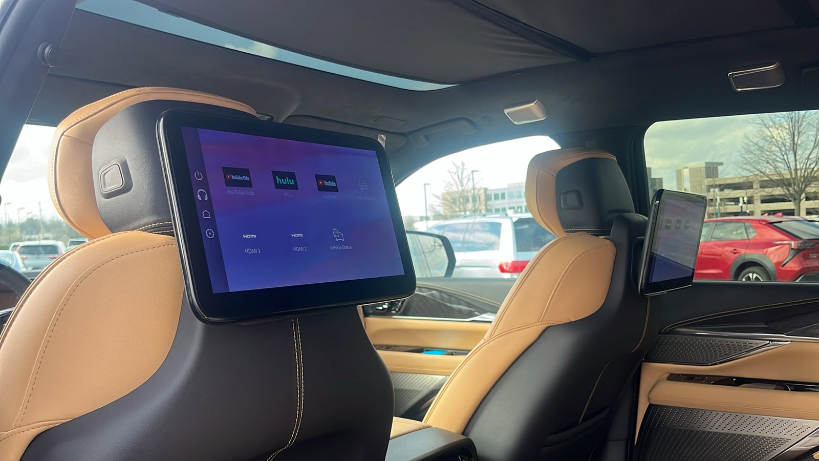 2025 Cadillac Escalade IQ Luxury 2 - Photo 40