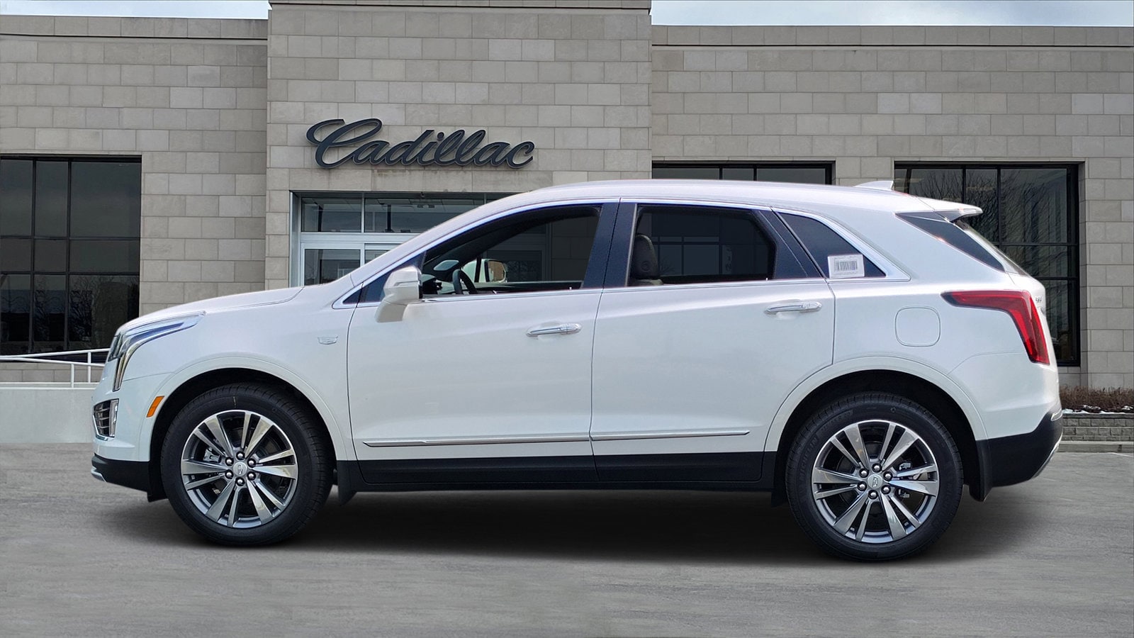 2025 Cadillac XT5 Premium Luxury - Photo 5