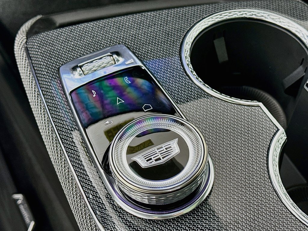 2027 Cadillac OPTIQ Premium Sport - Photo 20