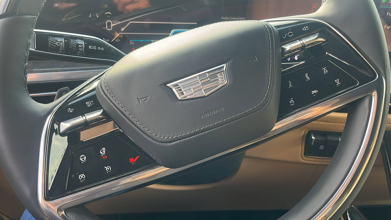 2025 Cadillac Escalade IQ Luxury 2 - Photo 32
