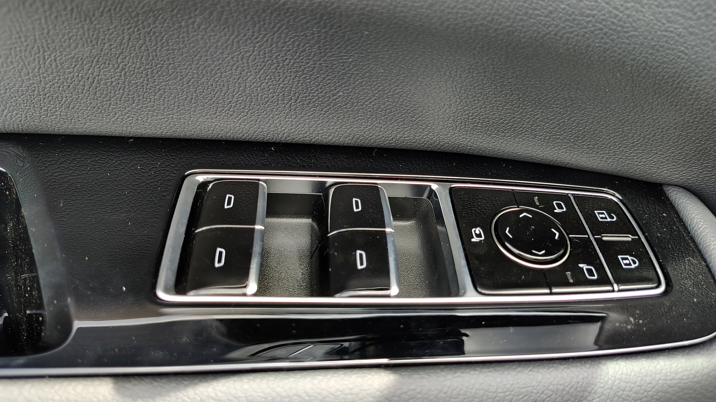 2025 Cadillac Escalade IQ Luxury 1 - Photo 13