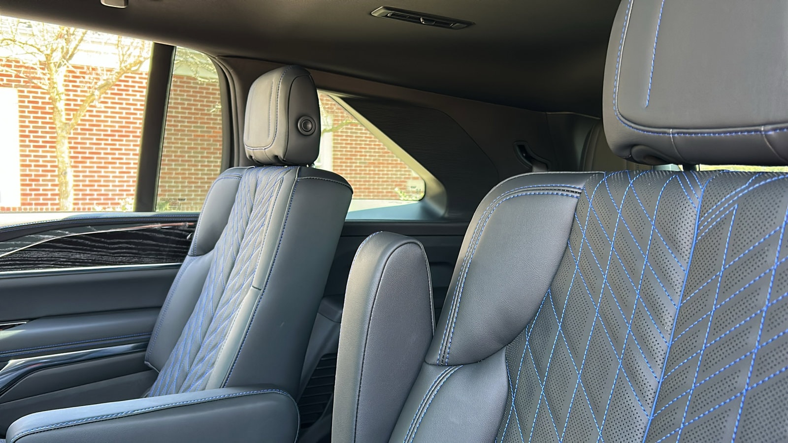 2025 Cadillac Escalade IQ Sport 1 - Photo 18