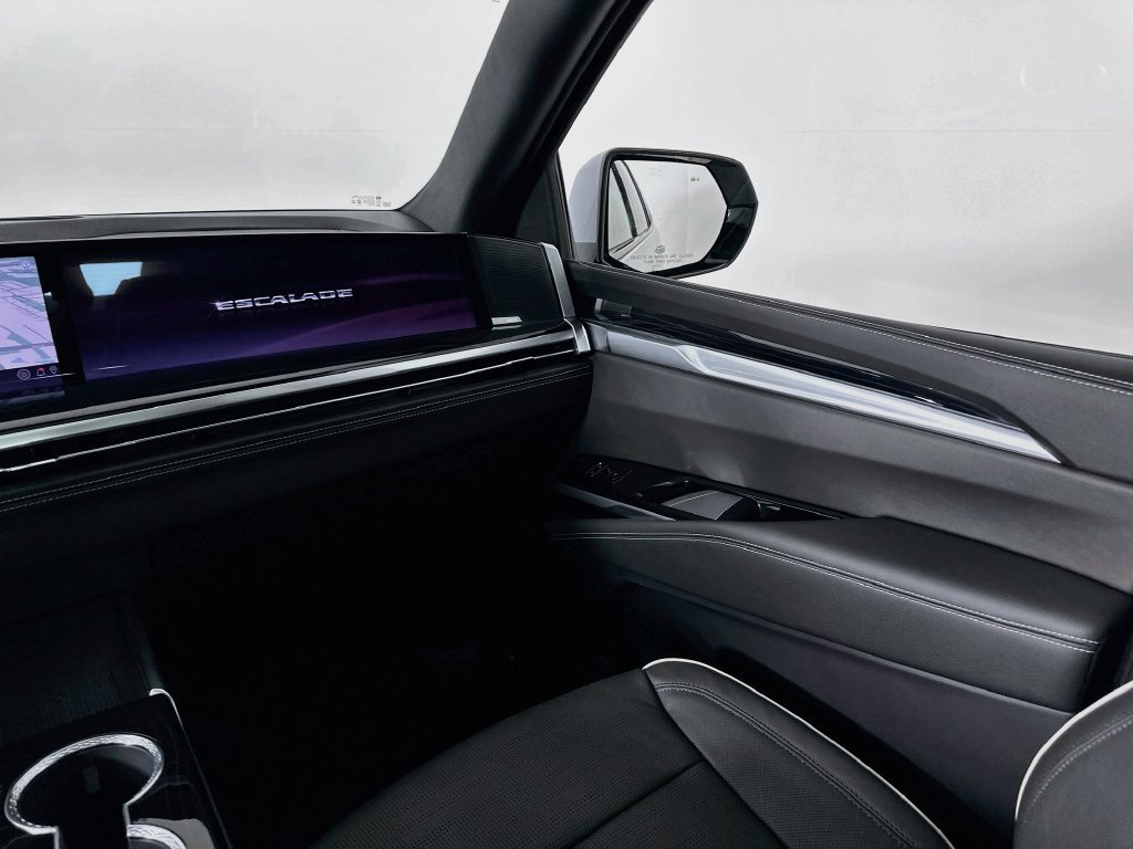 2026 Cadillac Escalade Sport - Photo 31