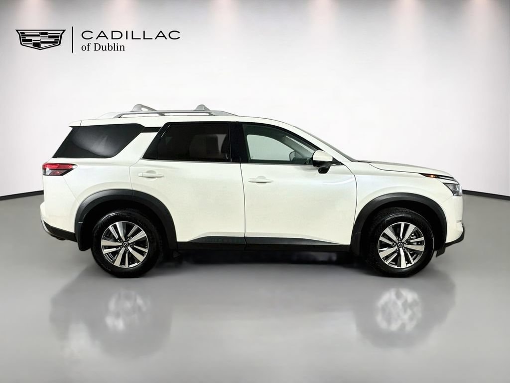 Used 2024 Nissan Pathfinder SL