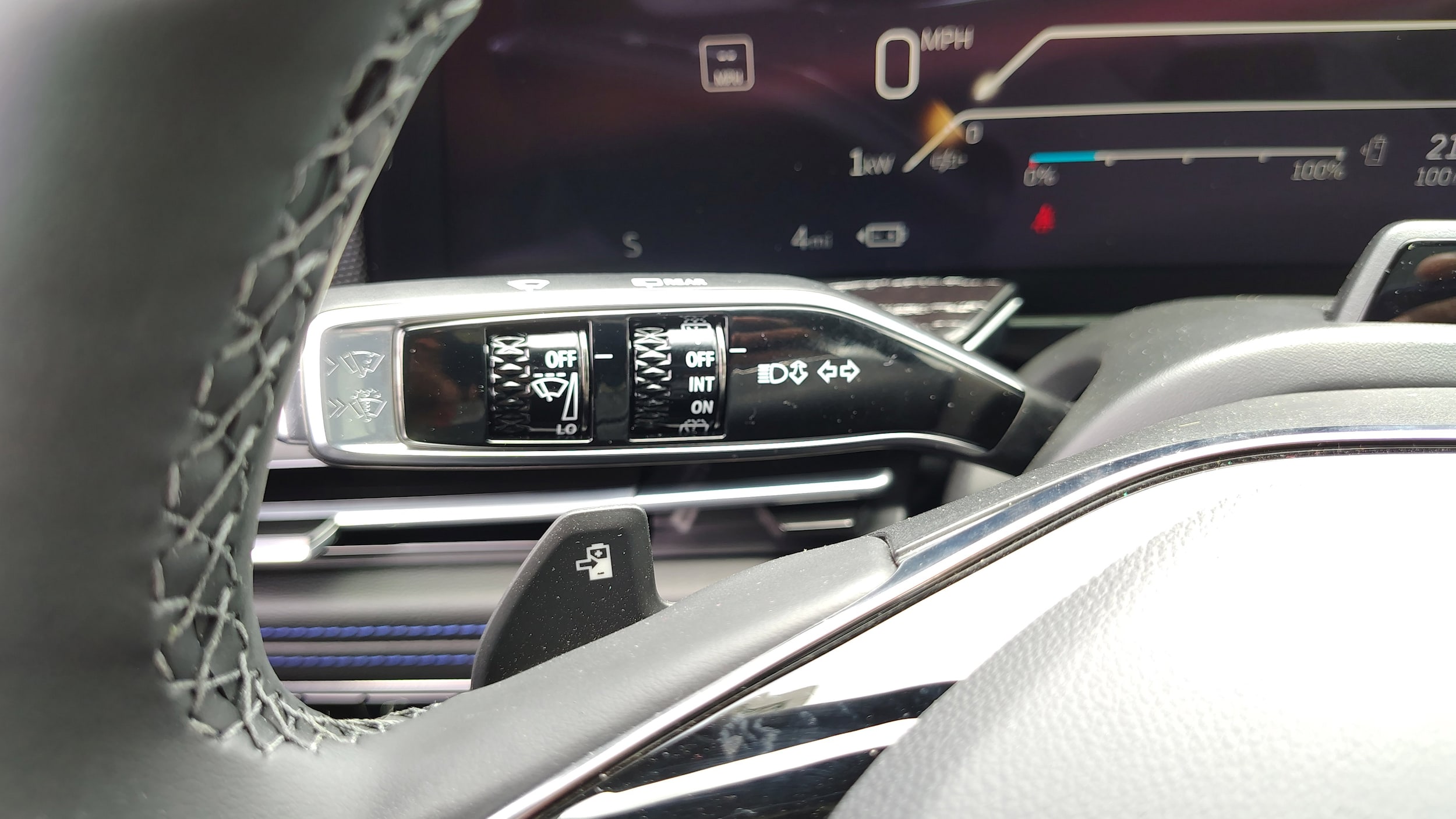 2025 Cadillac Escalade IQ Luxury 1 - Photo 21