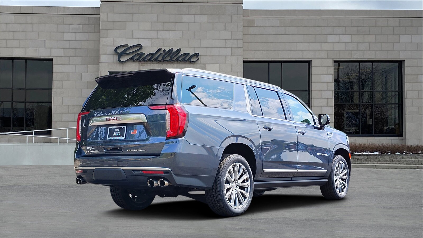 2021 Gmc Yukon XL Denali photo 3