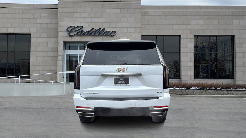New 2026 CADILLAC Escalade Luxury SUV