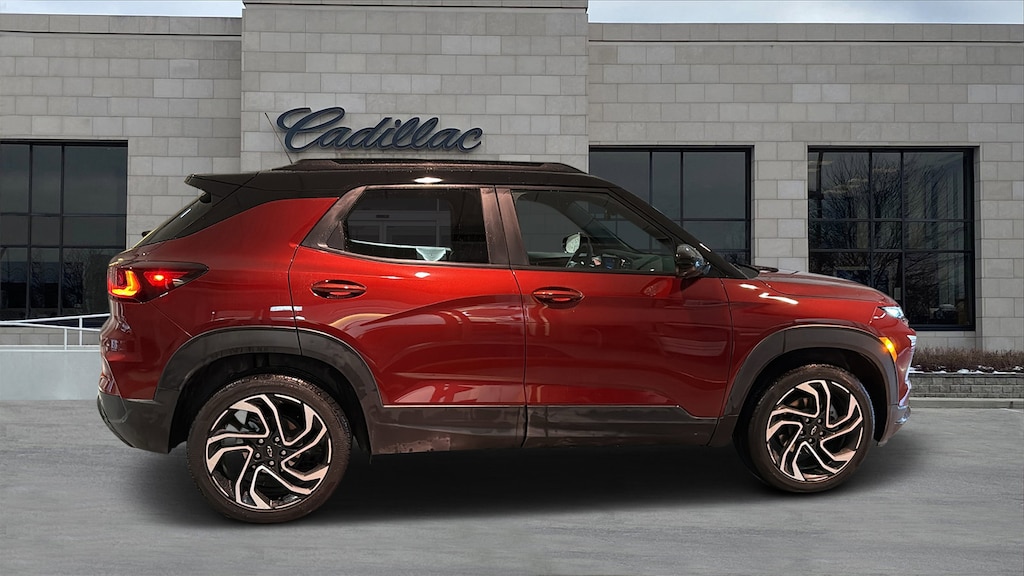 Used 2025 Chevrolet Trailblazer RS SUV