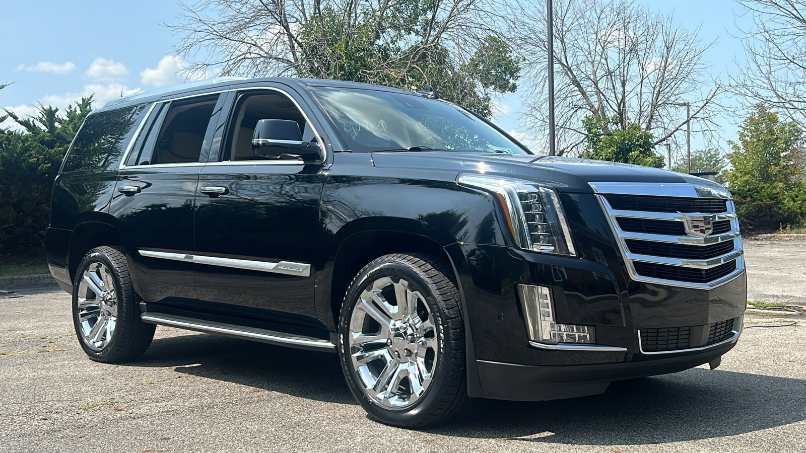 Used 2020 Cadillac Escalade Premium Luxury with VIN 1GYS4CKJ0LR235772 for sale in Dublin, OH