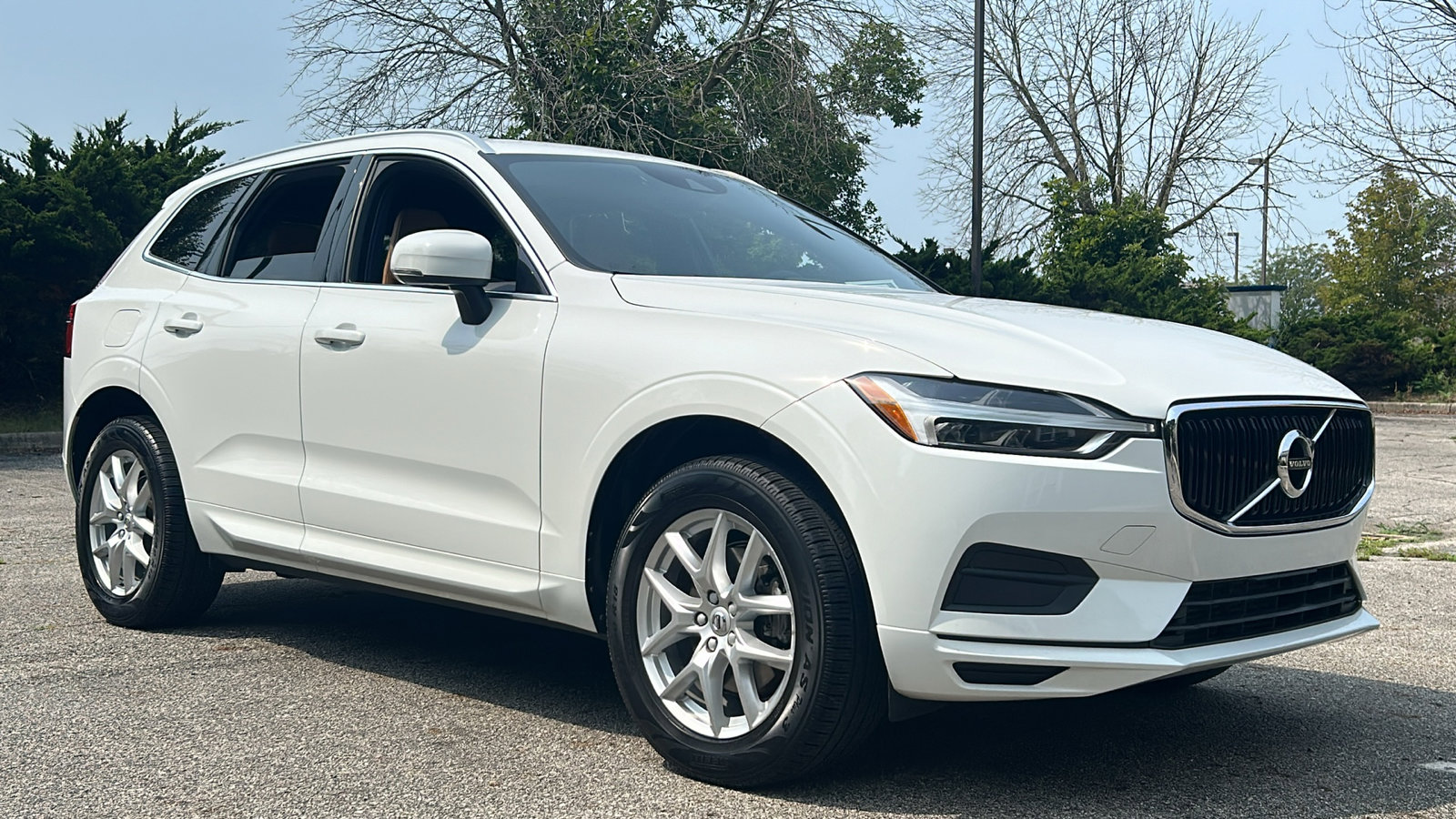 Used 2020 Volvo XC60 Momentum with VIN YV4102RK2L1583204 for sale in Dublin, OH