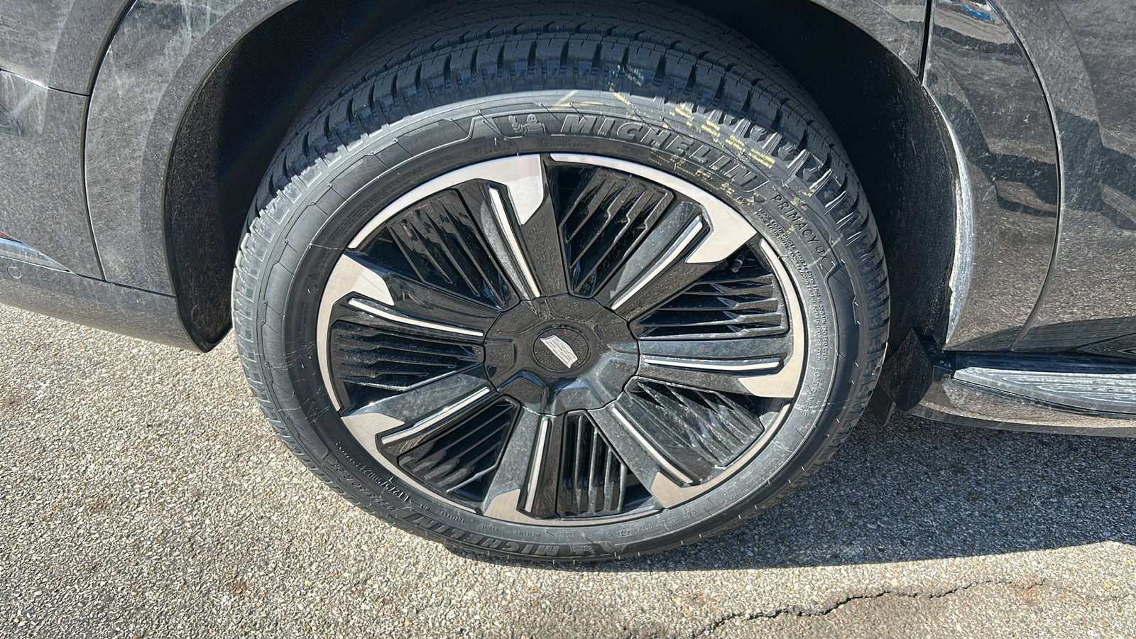2025 Cadillac Escalade IQ Sport 1 - Photo 14