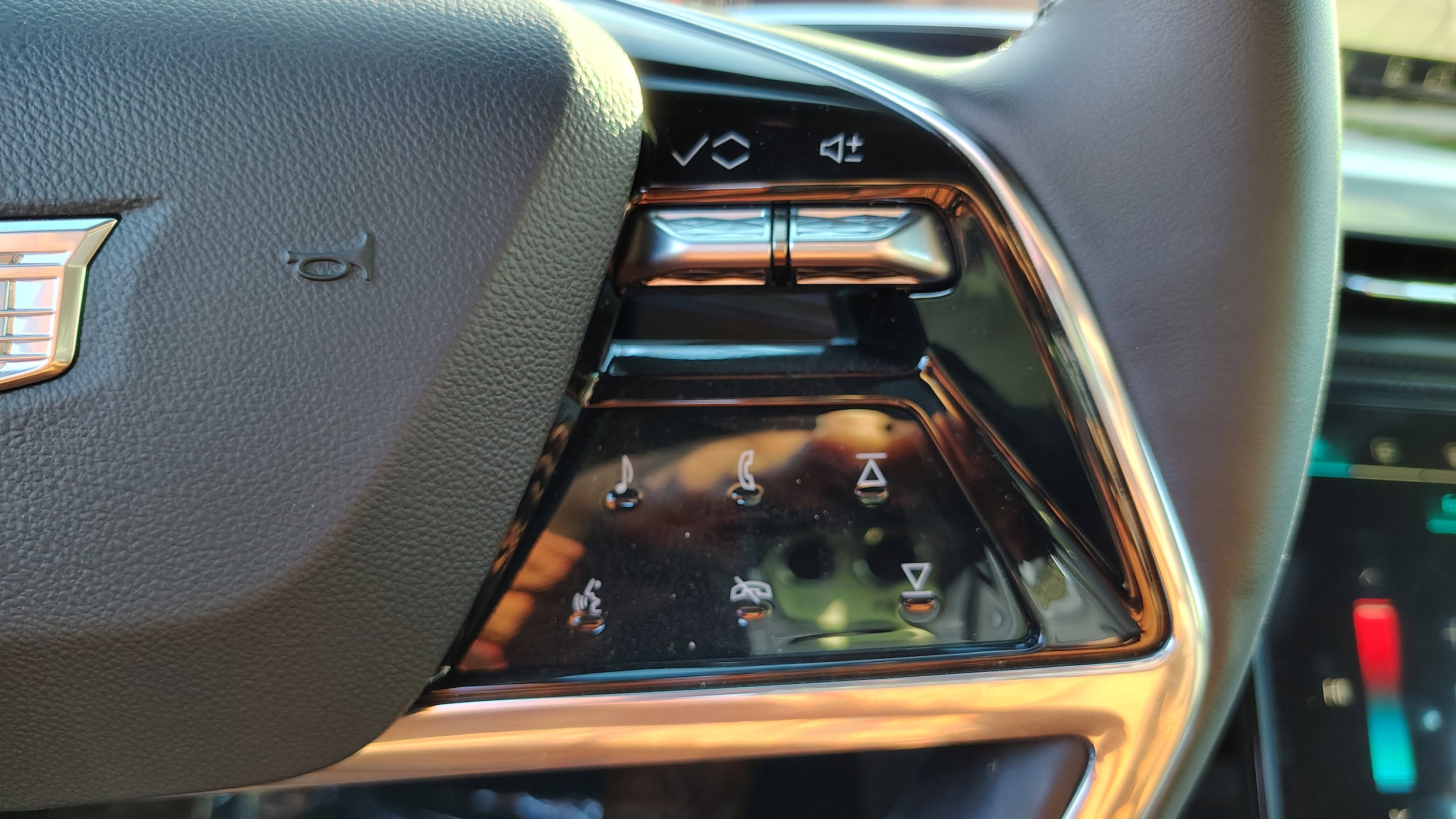 2025 Cadillac Escalade IQ Luxury 1 - Photo 18