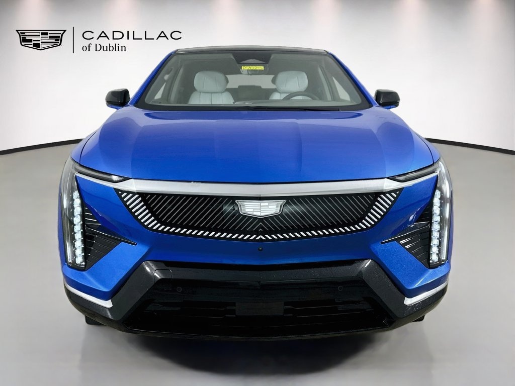 New 2027 CADILLAC OPTIQ Premium Luxury SUV