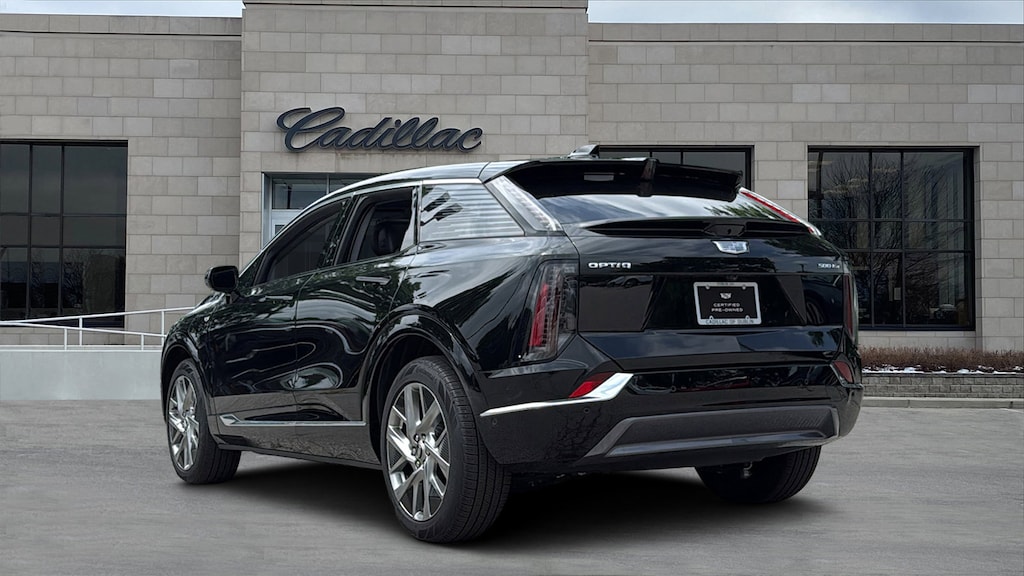 Used 2025 CADILLAC OPTIQ Luxury 2 SUV