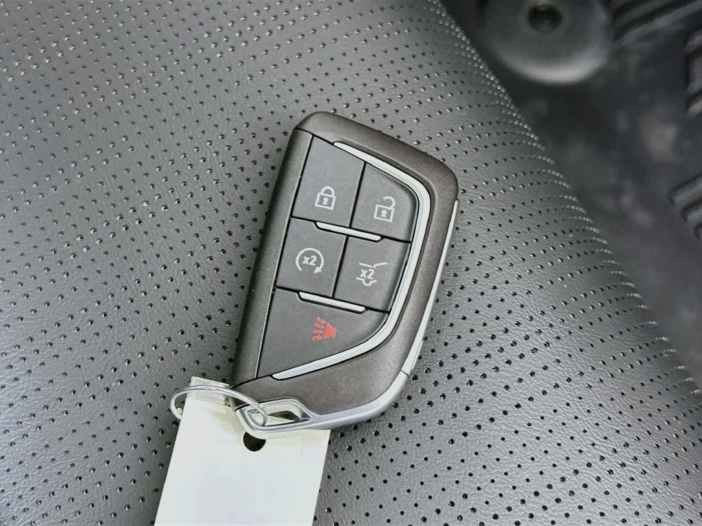 2027 Cadillac OPTIQ Premium Sport - Photo 43