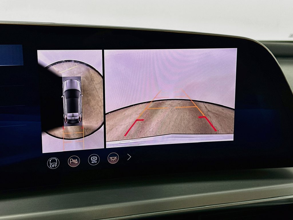 2026 Cadillac LYRIQ Signature Luxury - Photo 17