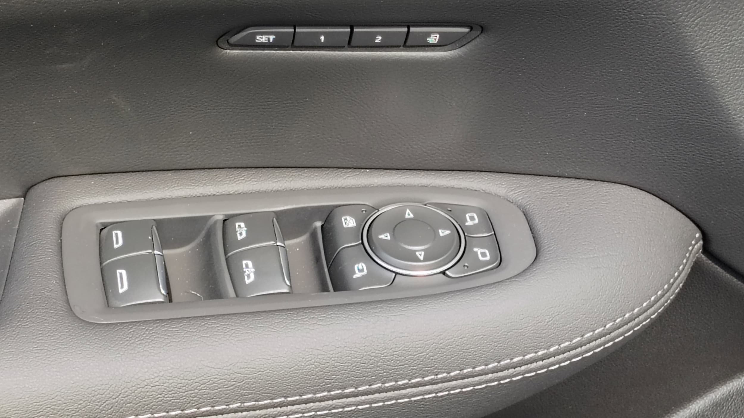 2025 Cadillac XT5 Premium Luxury - Photo 13