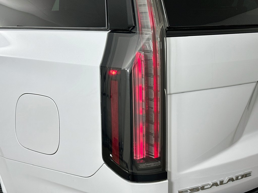 2026 Cadillac Escalade Sport - Photo 45
